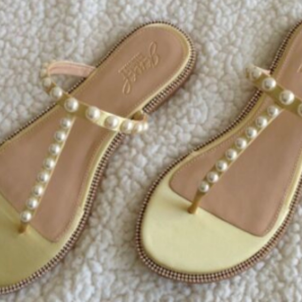 Jewel Badgley Mischka Grant Sandal Sz 7 YELLOW NIB - Picture 3 of 5
